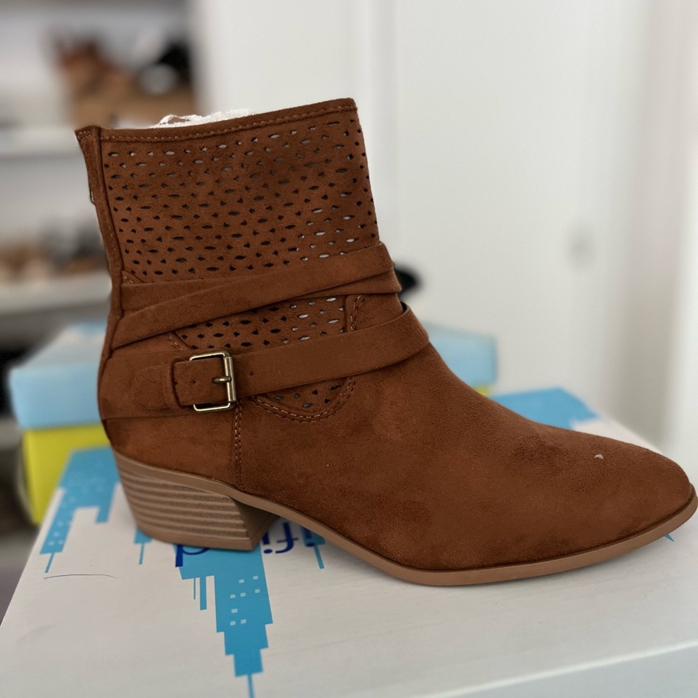 Women boots